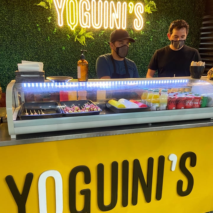 photo of Yoguinis La Serena (Food truck) Yoguis shared by @vale2cq on  04 Jan 2022 - review