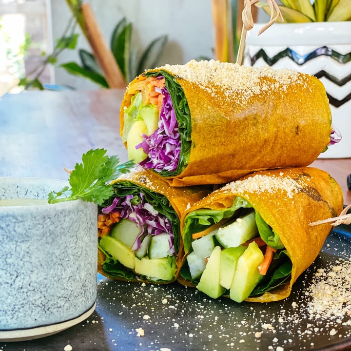review photo of Manggis in Canggu raw mango wrap shared by @ezgis-essentials on 03 Oct 2020 - review