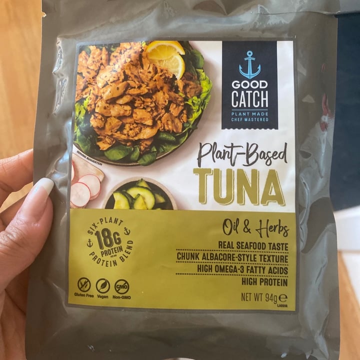 photo of Vegacelona - Tienda vegana Plant-Based Tuna Oil & Herbs shared by @linabcn on  29 Mar 2020 - review