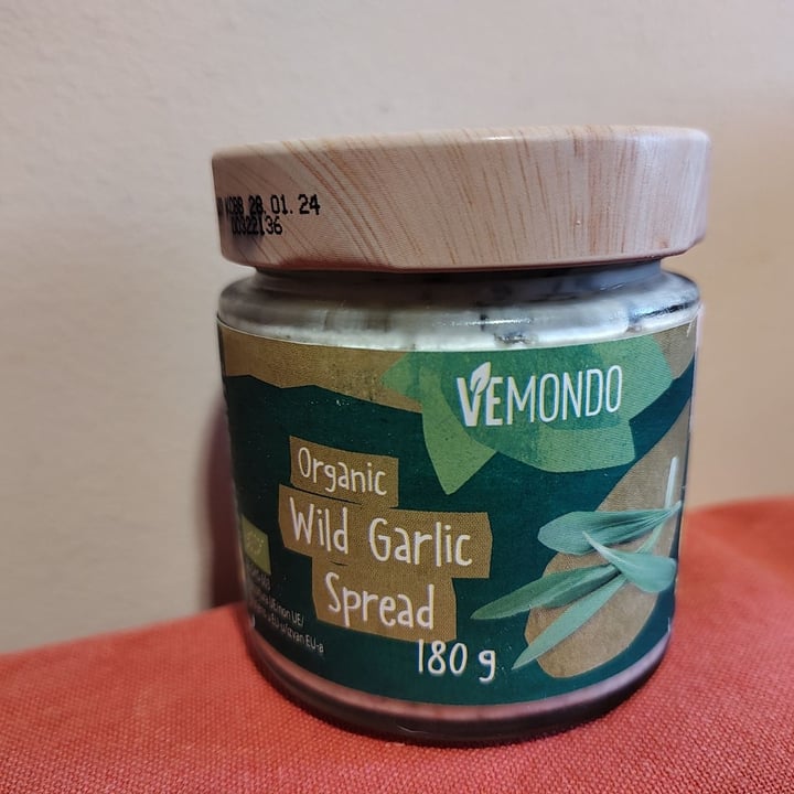 photo of Vemondo  Organic Wild Garlic Spread shared by @alex82 on  15 Aug 2022 - review