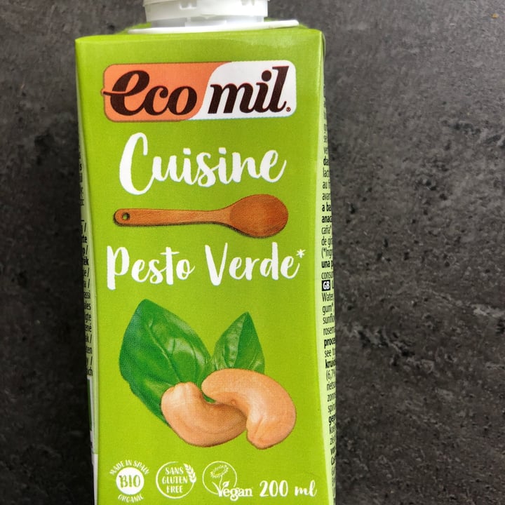 photo of Ecomil Pesto Verde shared by @colorpalgris on  04 Apr 2022 - review