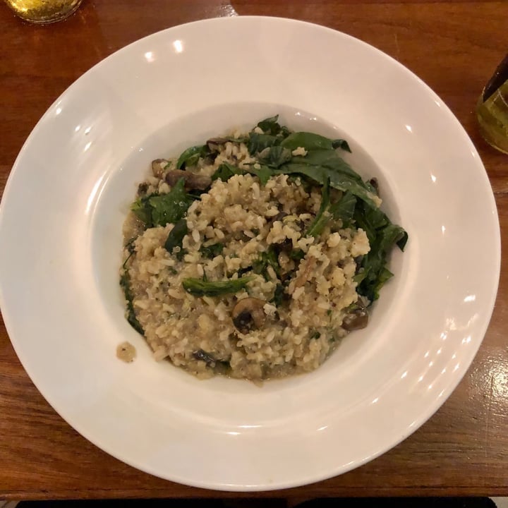 photo of La Hoja Verde Mushroom Quinoa Risotto shared by @arnokache on  19 Mar 2021 - review