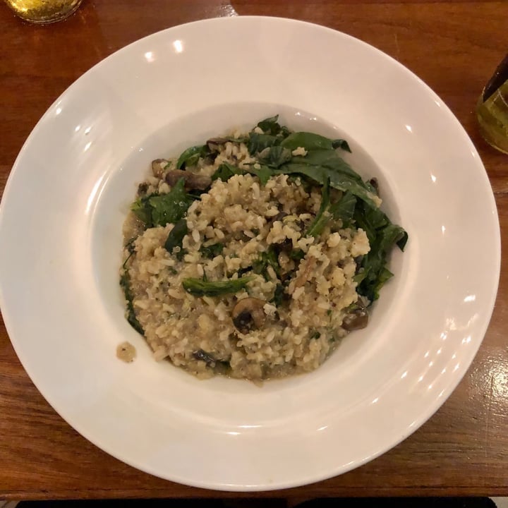 review photo of La Hoja Verde Mushroom Quinoa Risotto shared by @arnokache on 19 Mar 2021 - review