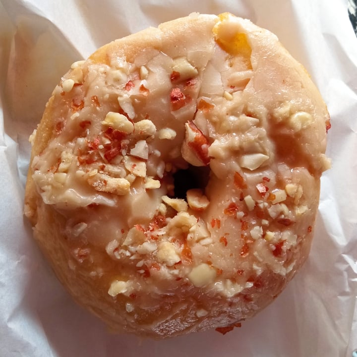 photo of Delish Vegan Doughnuts Peanut butter Jelly shared by @susansublime on  22 Apr 2021 - review
