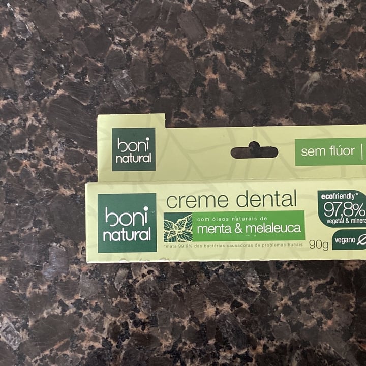 photo of Boni natural creme dental com óleos naturais menta e melaleuca shared by @silvianardi on  27 Aug 2022 - review