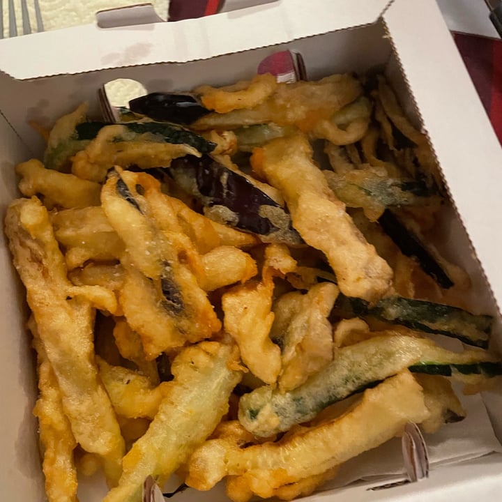 photo of Zio Pachino tempura di zucchine e melanzane shared by @ariadne on  29 Aug 2022 - review