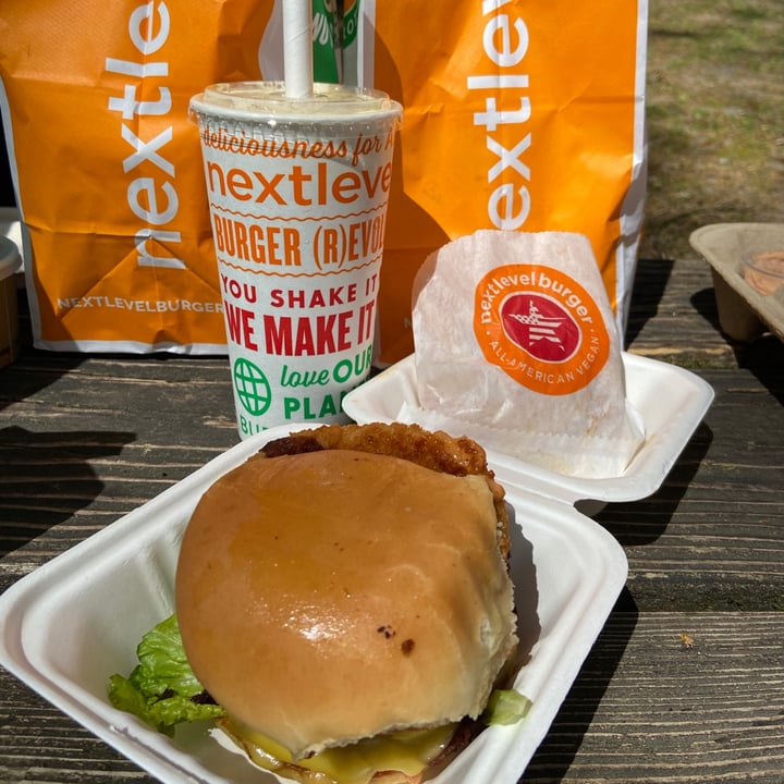 photo of Next Level Burger Roosevelt Burger shared by @mayflowergirl on  29 Jun 2021 - review
