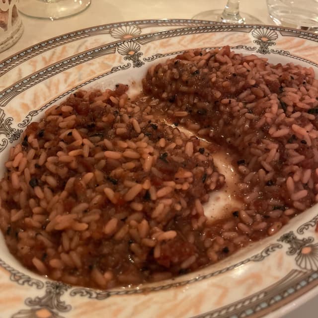 Photo of the dish “Risotto Di Rapa Rossa E Tartufo”