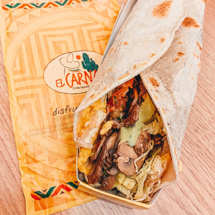 photo of El Carnal Burrito Vegano Tradicional shared by @veganosrecomiendo on  19 Oct 2020 - review