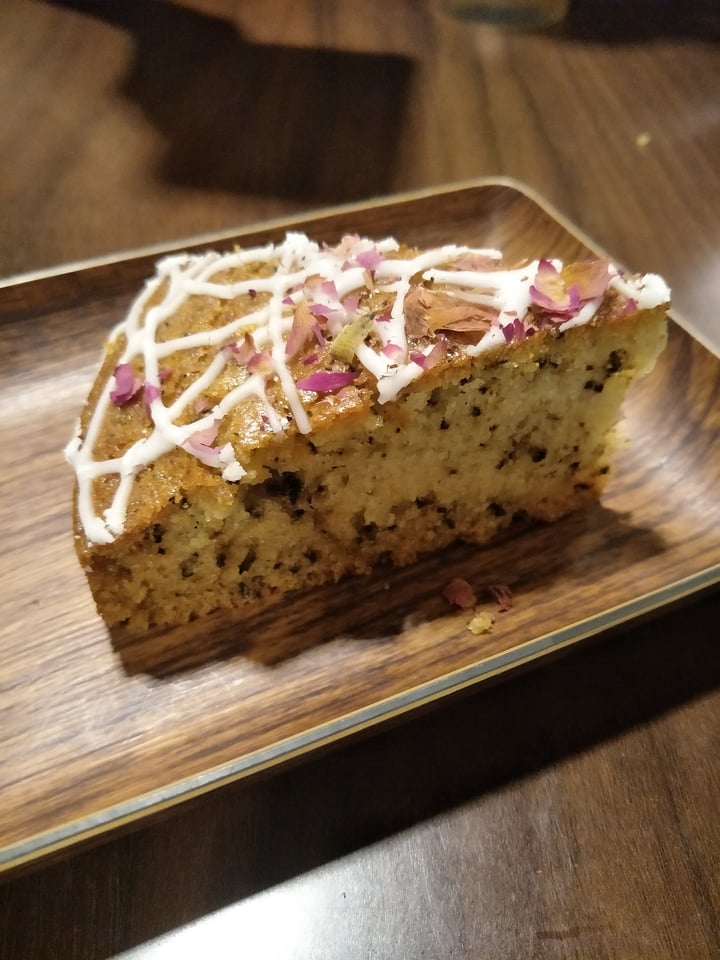 photo of Well Dressed Salad Bar French vanilla rose cake shared by @lou on  11 Feb 2018 - review