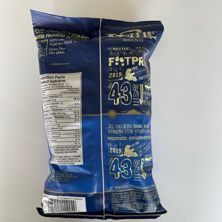 photo of Kettle Brand Sea Salt & Vinegar Chips shared by @ravenmychelle on  01 Jul 2021 - review