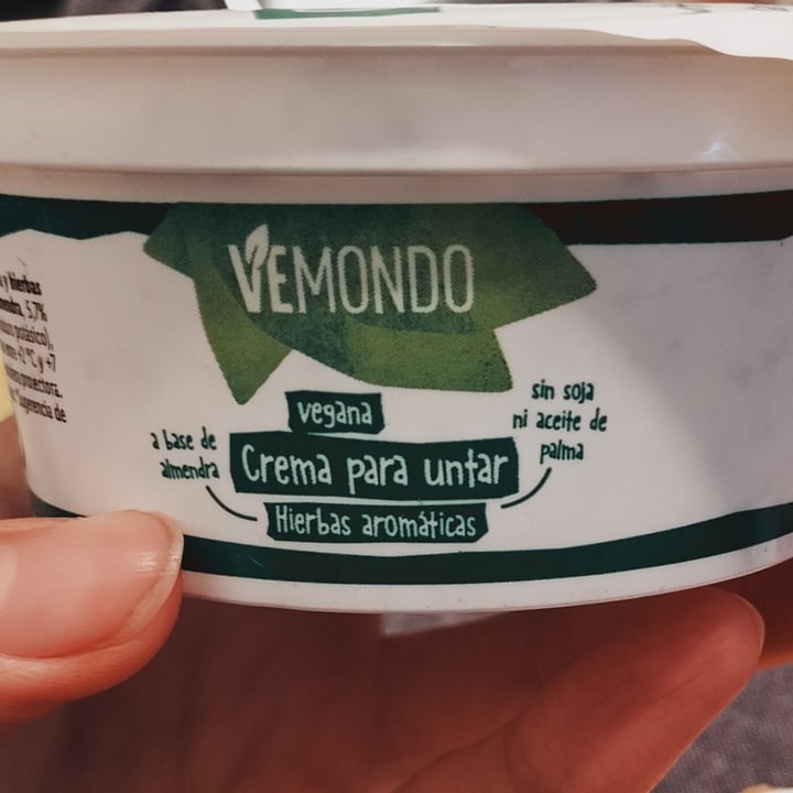 photo of Vemondo Queso Crema A Las Hierbas shared by @annamasana on  30 Jan 2022 - review
