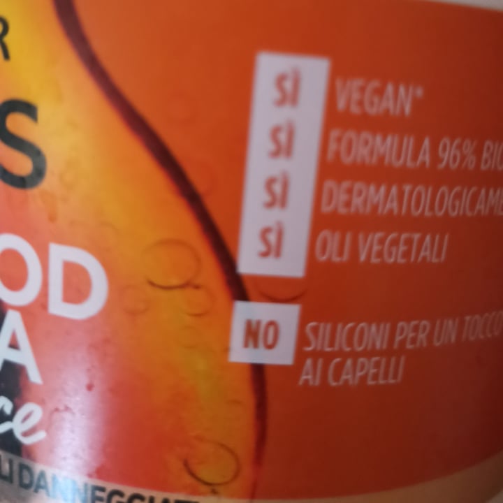 review photo of Garnier Maschera Hair Food Papaja shared by @soniapiccola on 18 Apr 2022 - review