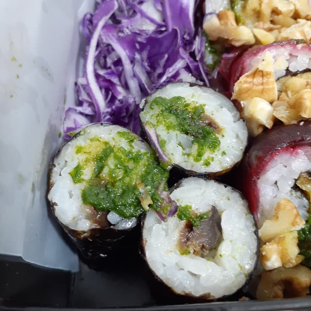 Photo of the dish “Maki de Berenjena y Hongos”