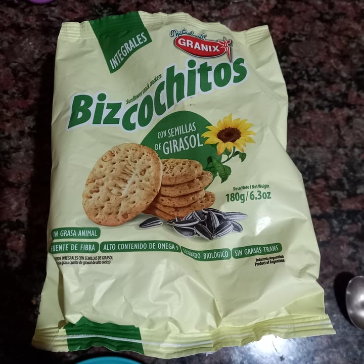 photo of Granix Bizcochitos con Semillas de Girasol shared by @nicoleolivera on  08 Aug 2022 - review