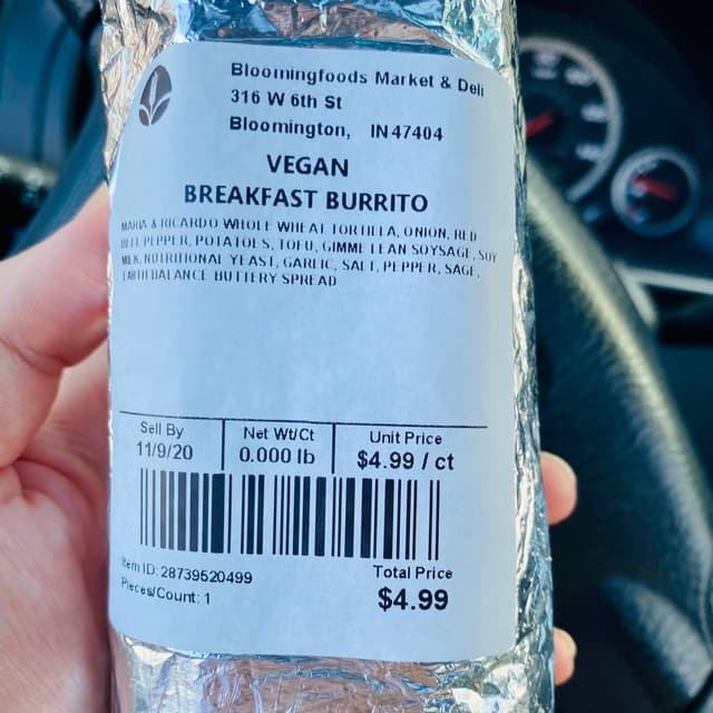 「Tofu Hash Breakfast Burrito」の料理の写真