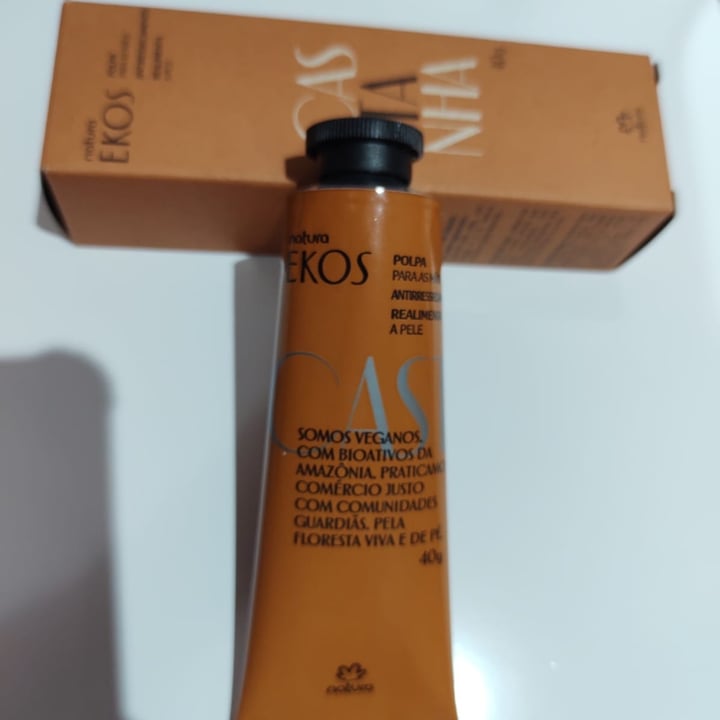 review photo of Natura Creme para as mãos shared by @lauroml on 08 May 2022 - review