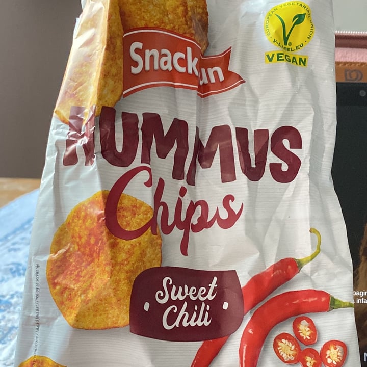 photo of Snack fun - Aldi hummus chips shared by @veroberardi on  09 Sep 2022 - review