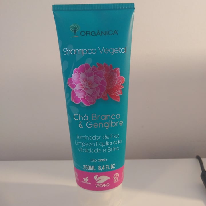 review photo of Orgânica shampoo vegetal , cha branco e gengibre shared by @robertadoliveira on 28 Apr 2022 - review