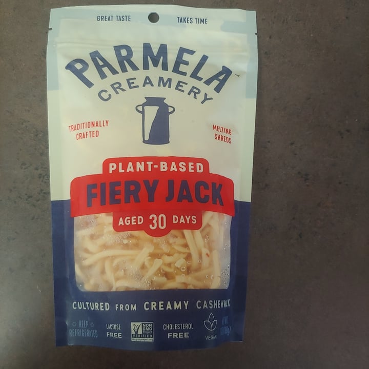 photo of Parmela Creamery Nut Cheese Pepper Jack Style Shreds shared by @vecanter on  11 Jul 2020 - review