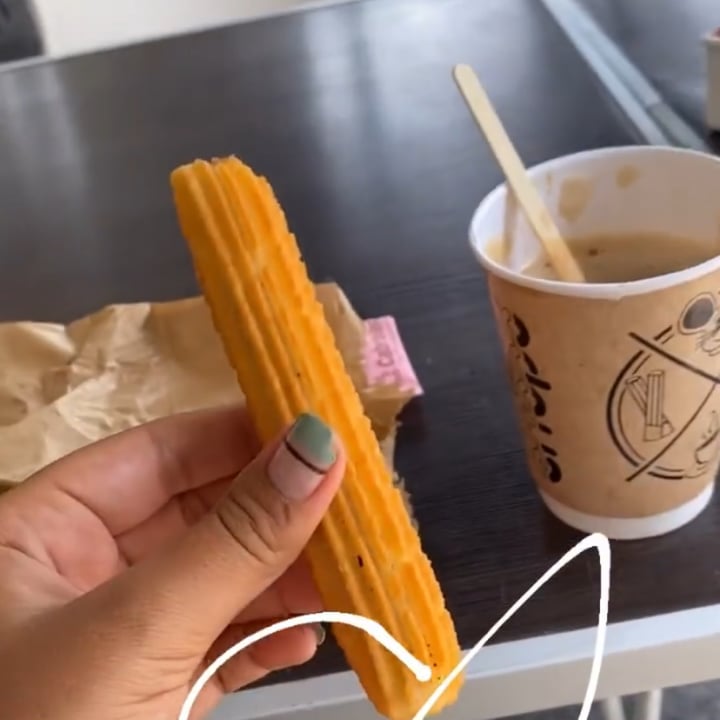 review photo of Churros "El Topo" Mar Azul Churros Rellenos De Dulce De Almendras shared by @malucasali on 01 Jan 2022 - review