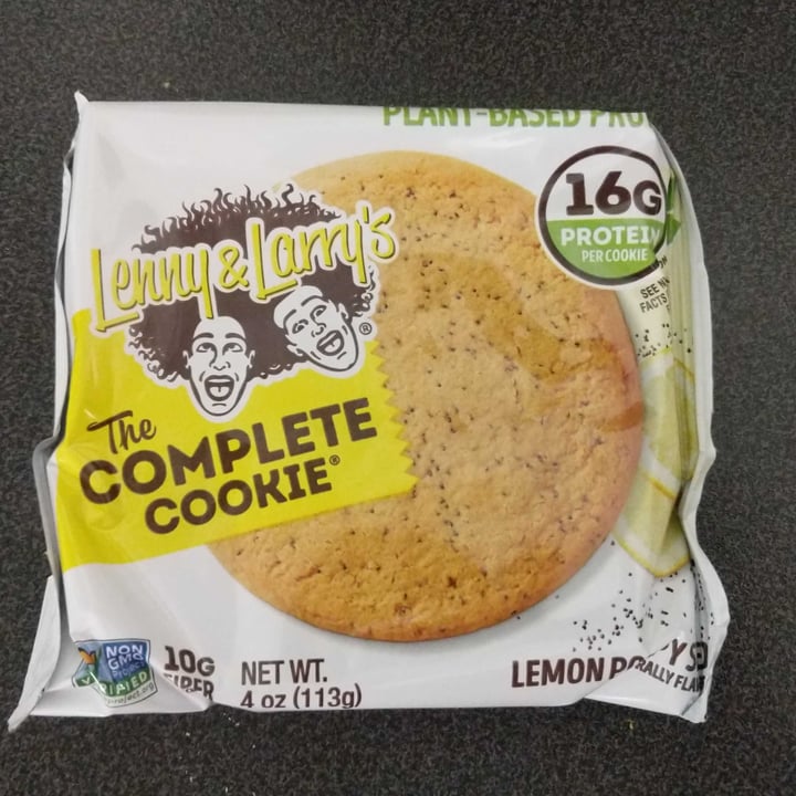 photo of Lenny & Larry’s The Complete Cookie Lemon Poppyseed shared by @tina360 on  19 Nov 2022 - review