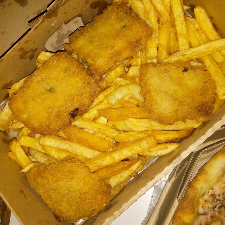 photo of Pizza Who? Empanadas and Pizzas Premium Nuggets de Tofu shared by @ayedmfendrik on  22 Jun 2021 - review