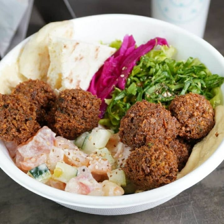 review photo of Salma Falafels Bowl shared by @szoleth on 19 Sep 2021 - review