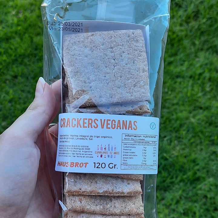 photo of Hausbrot Crackers Veganas shared by @vegaly on  03 Apr 2021 - review