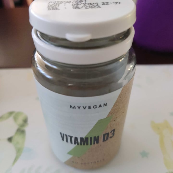 photo of MYVEGAN Vitamin d3 shared by @laubcn87 on  18 Feb 2022 - review