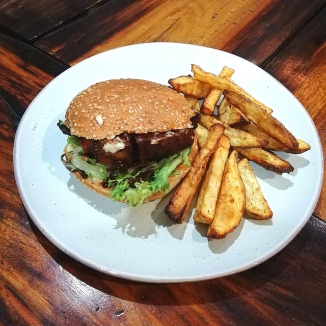 Photo of the dish “Seitan Rib-style Burger”