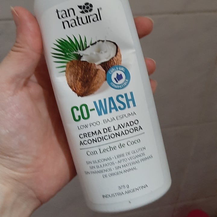 review photo of Tan Natural co wash acondicionador low poo shared by @eugevermon on 09 Nov 2021 - review