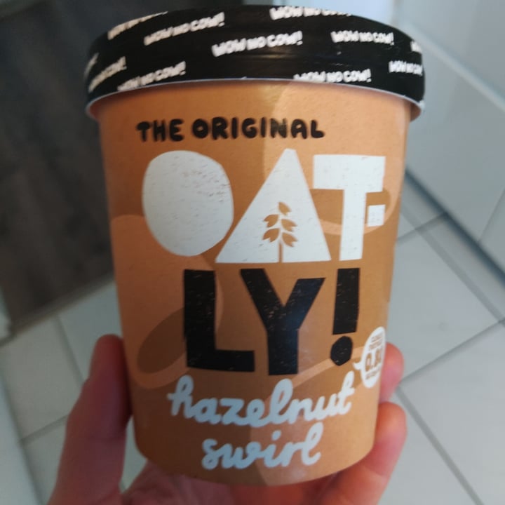 photo of Oatly Hazelnut Swirl Ice Cream shared by @saechsine on  12 Jun 2022 - review