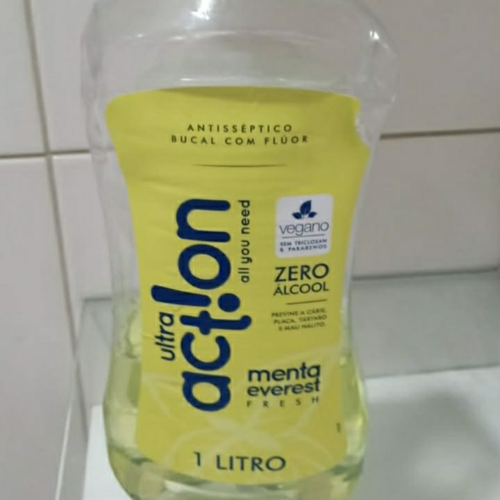 review photo of Ultra action Antisséptico bucal Action shared by @moprociuk on 10 May 2022 - review