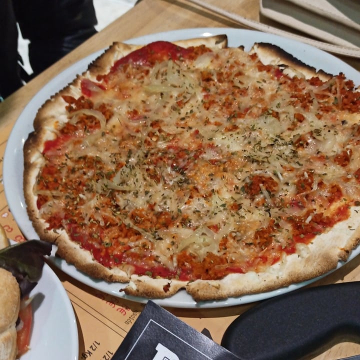 photo of Pipol Bar Pizza Carbonara shared by @meriimiranda on  13 Nov 2020 - review