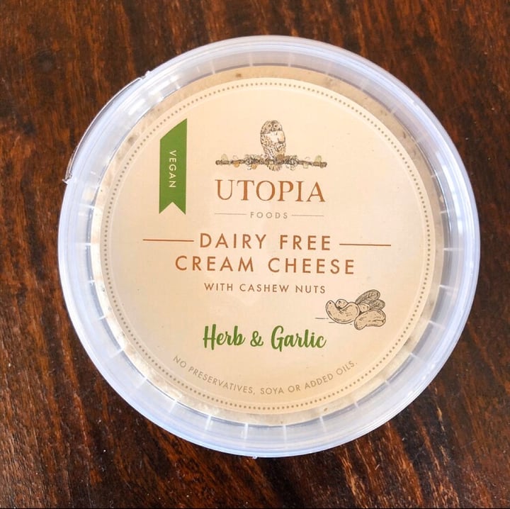 photo of Utopia Foods Dairy Free Cream Cheese Garlic & Herb shared by @capetownvegan on  23 Jan 2020 - review