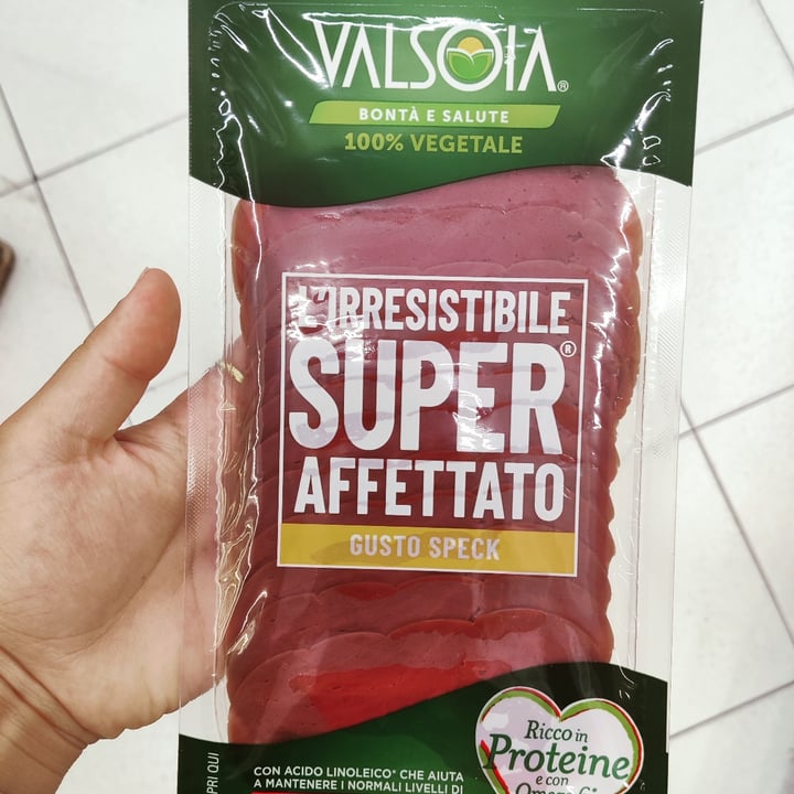 photo of Valsoia L'irresistibile super affettato shared by @vegverdiana on  16 Aug 2022 - review