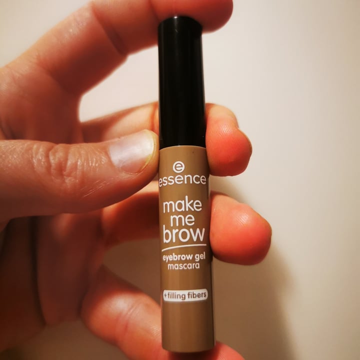 photo of Essence  Make me brow eyebrow gel mascara shared by @feddesor on  12 Jun 2022 - review