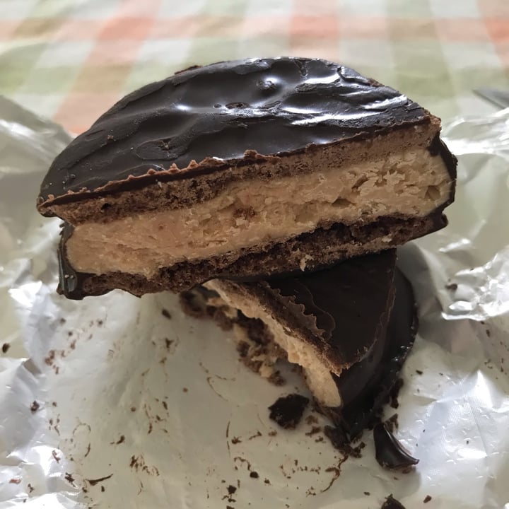 photo of Felices Las Vacas Alfajor Con Pasta De Maní shared by @sofivarela1 on  31 Jan 2022 - review