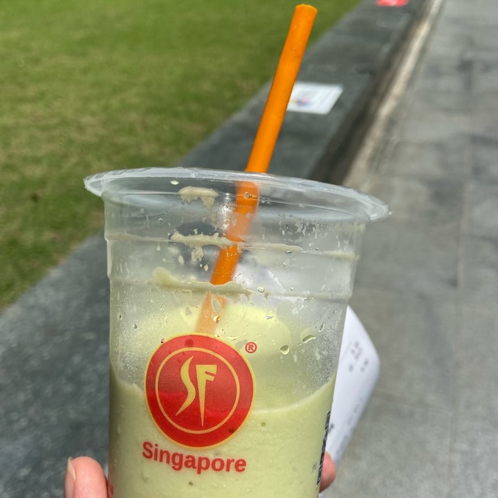 photo of SF Fruits & Juices Avocado Smoothie shared by @jot on  29 Oct 2021 - review