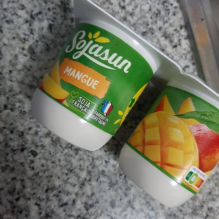 photo of Sojasun Yogurt Al Mango Soyasan shared by @chiaramichelle on  27 Jun 2022 - review