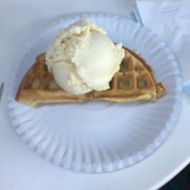 photo of Kristen's Kick-Ass Ice Cream Newlands Vegan Waffle shared by @leighclare29 on  11 Dec 2021 - review