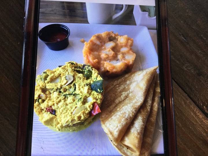 photo of VegeNation Tofu Scramble shared by @healthy808 on  05 Nov 2018 - review