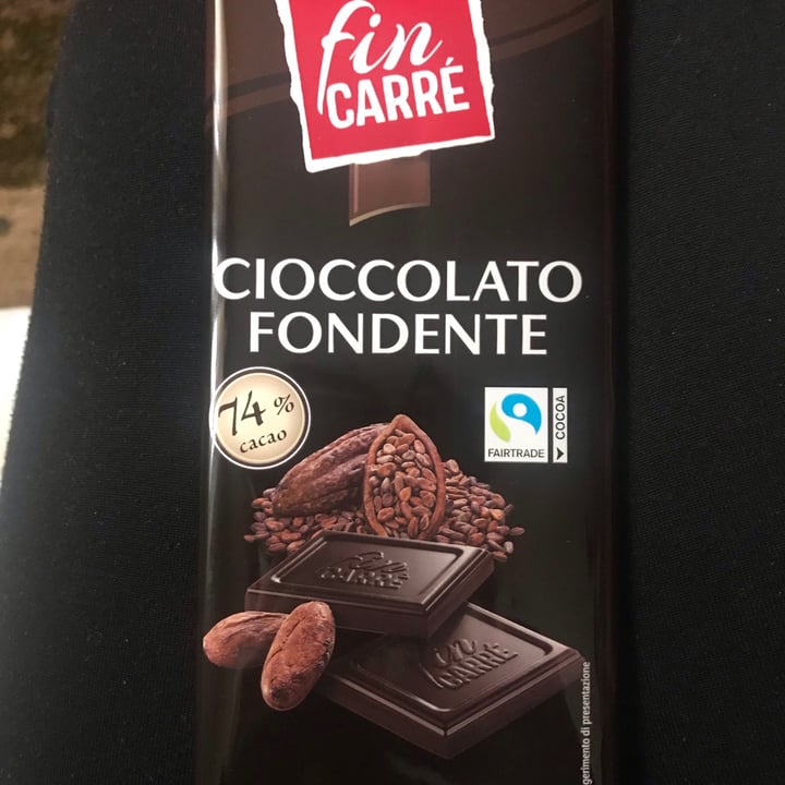 photo of Fin Carré Cioccolato fondente 74% cacao shared by @tobie on  23 Feb 2021 - review