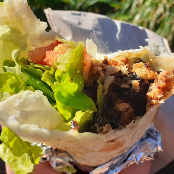 photo of Entre Pedras Café Bar Vegano Durum Burrito shared by @desdeees on  22 Nov 2020 - review