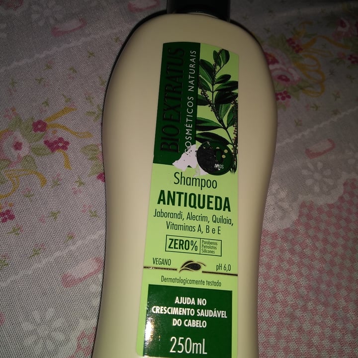 photo of Bioextratus shampoo antiqueda shared by @jddenise on  12 Jun 2022 - review