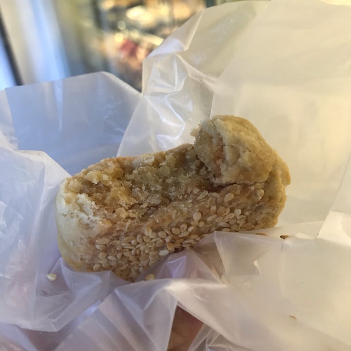 photo of M Bakery Salted Mung Bean Pie shared by @applepancakes on  07 Mar 2020 - review