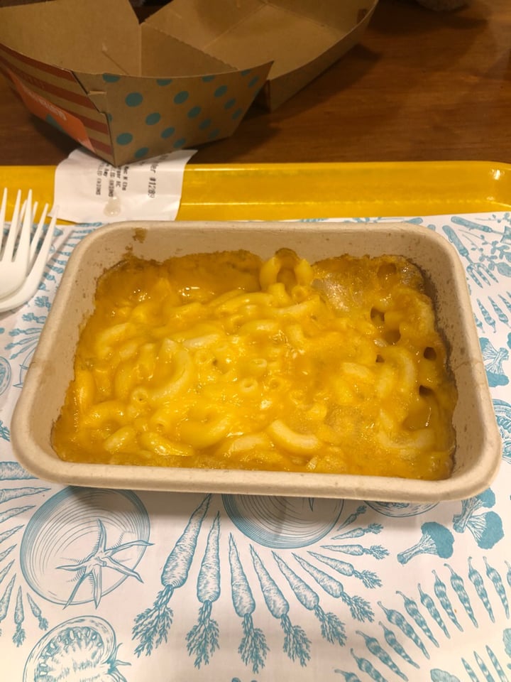 photo of Amy's Drive Thru Traditional Vegan Mac ‘N’ Cheeze shared by @wharding on  07 Aug 2019 - review