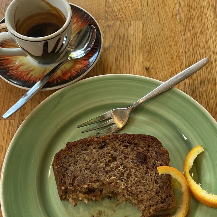 photo of Bagels & Beans Banana bread shared by @chiacampo on  07 Jul 2022 - review