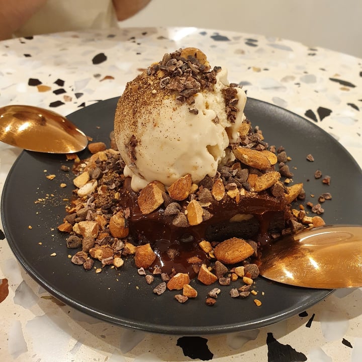 photo of Kind Kones Brownie Sundae shared by @mavv1 on  03 Apr 2022 - review